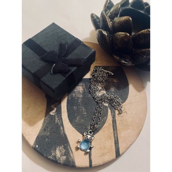SILVER BLUE BEAR CRYSTAL NECKLACE - Picture 2 of 7